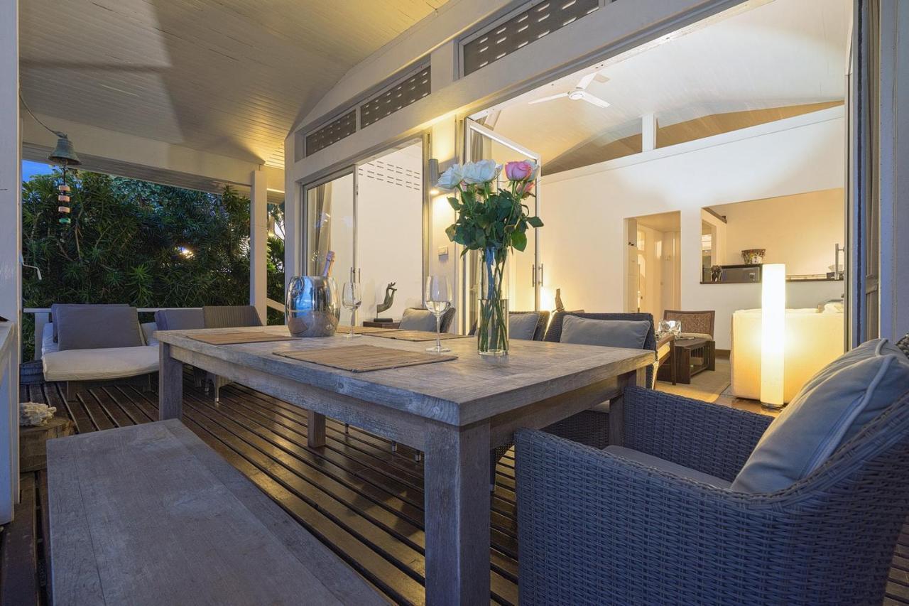 Ban Mok Talay Beachfront Villa Bang Rak Beach  Eksteriør bilde