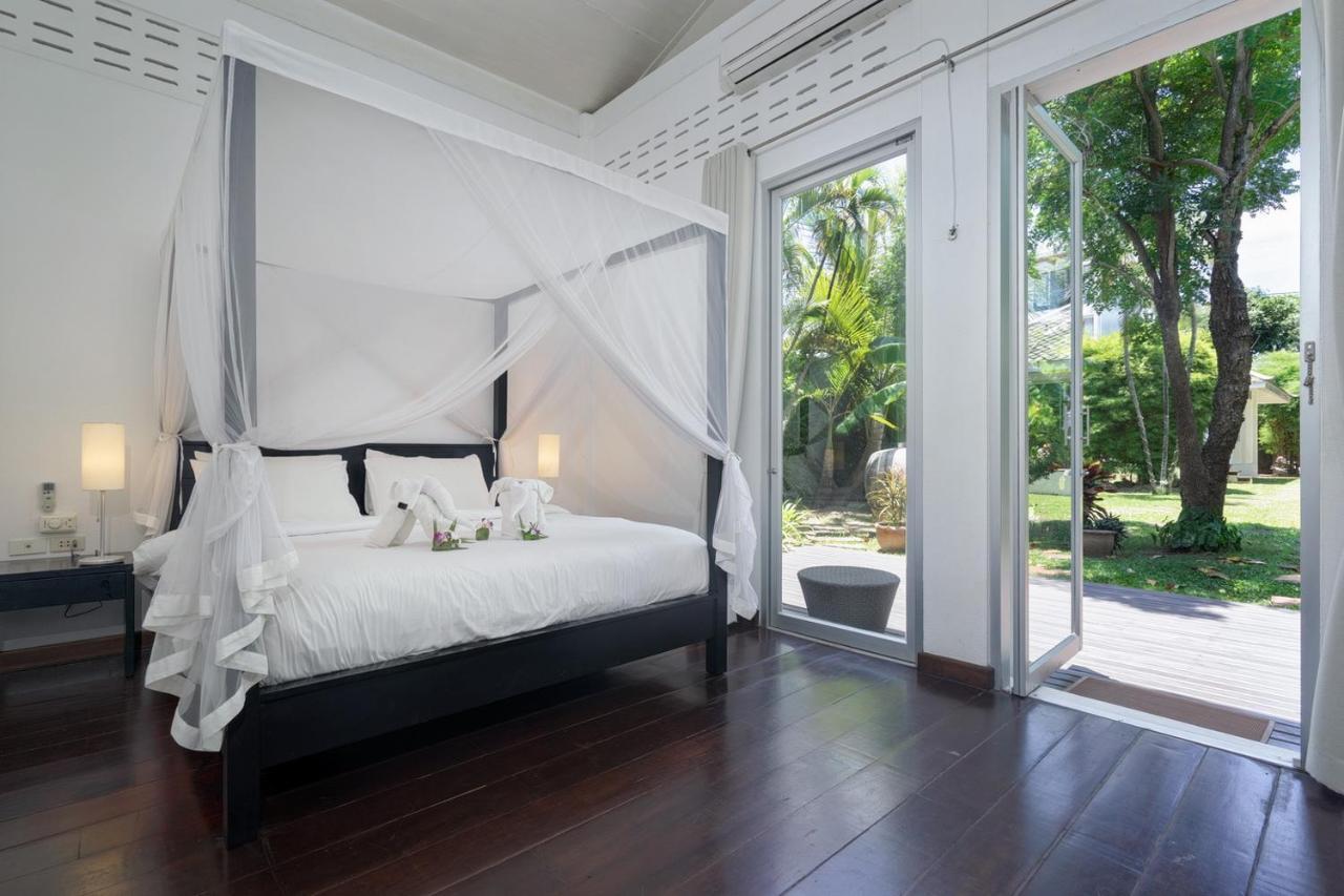 Ban Mok Talay Beachfront Villa Bang Rak Beach  Eksteriør bilde